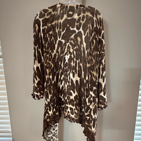 Leopard Sweater - Picture 2 of 3
